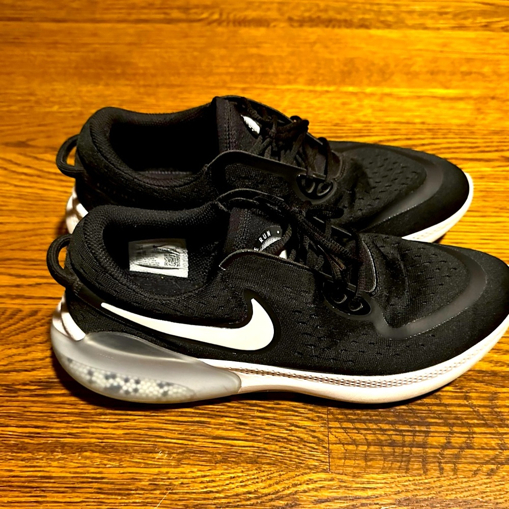 Nike Joyride 2 POD Black with white swoosh. Men’s size 10